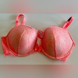 Brand new with tag Victoria secret push up bra.